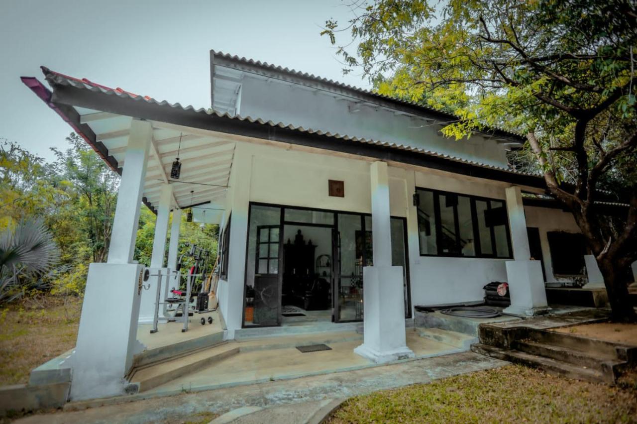 Hotel Sigiriya Kele Kültér fotó