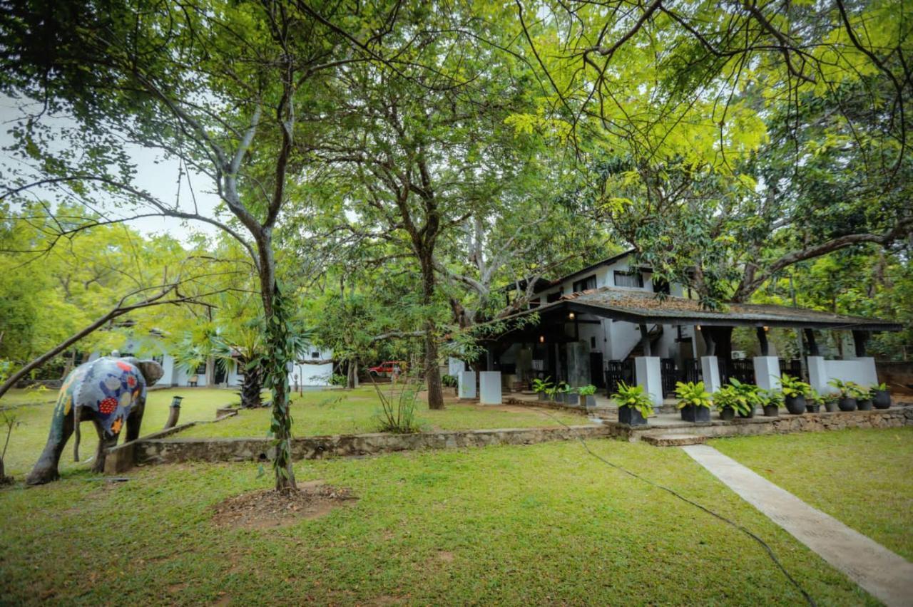 Hotel Sigiriya Kele Kültér fotó